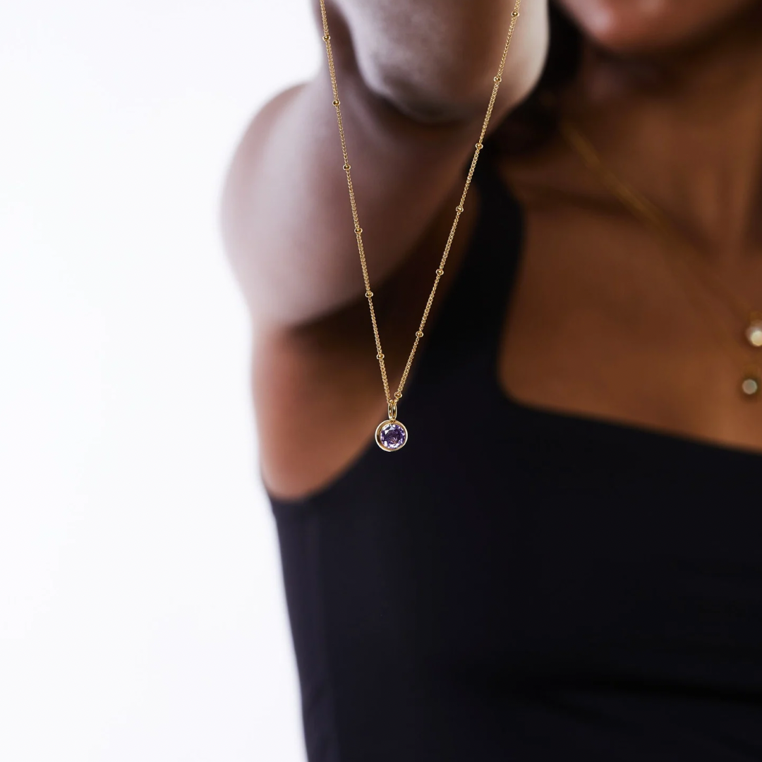 Collier de pierre de naissance