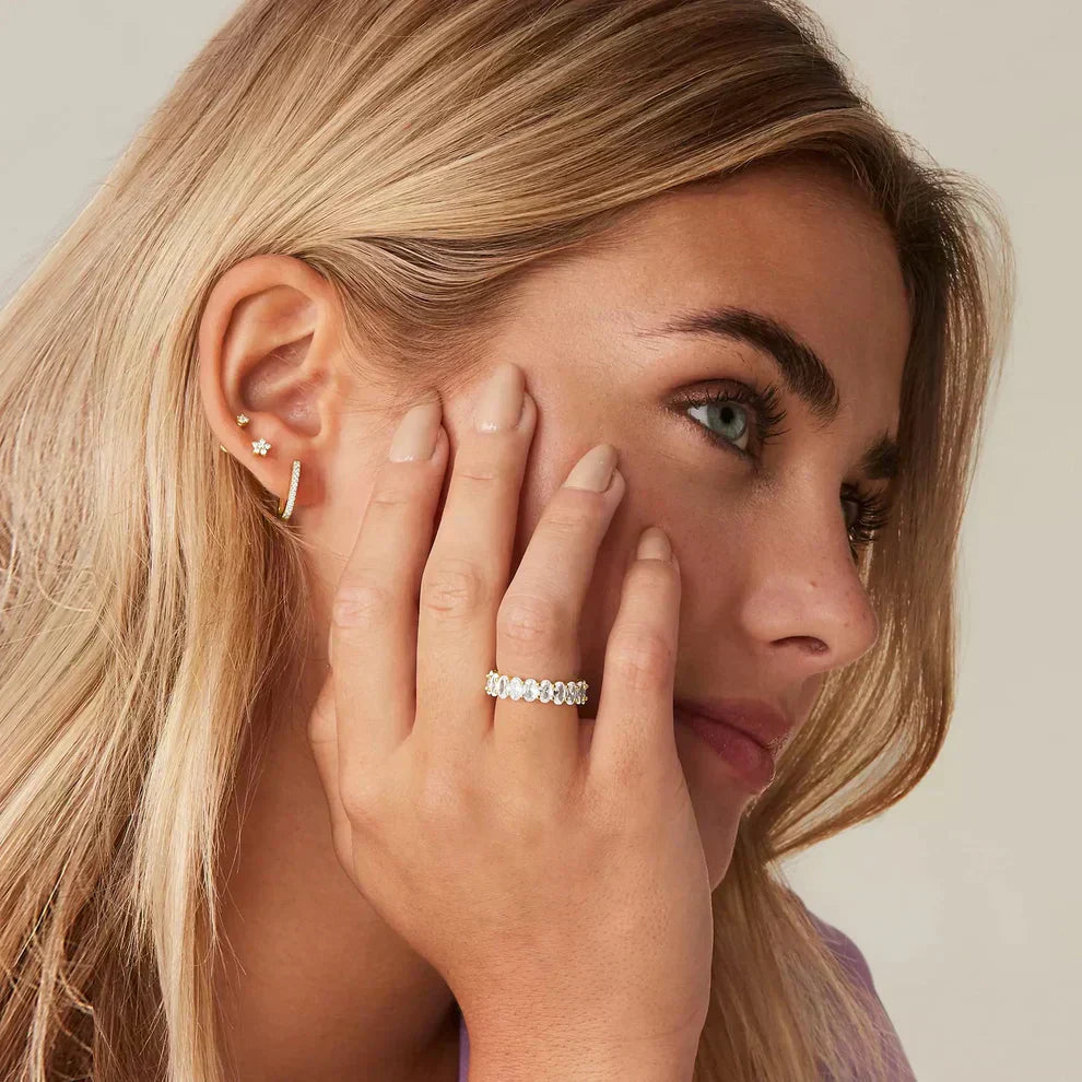 Bague en Or avec Simulants de Diamant Antoinette