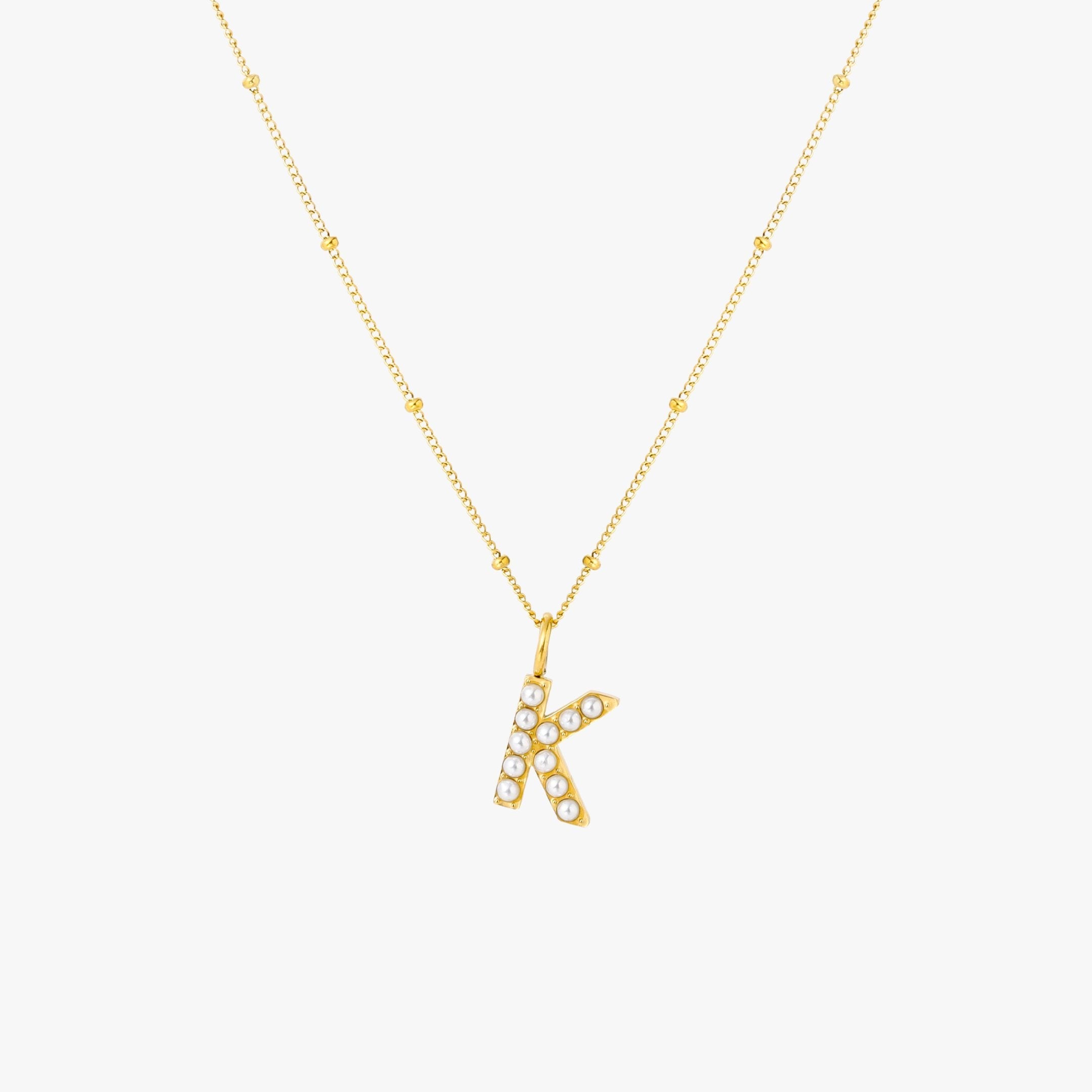 Collier avec initiales en perles
