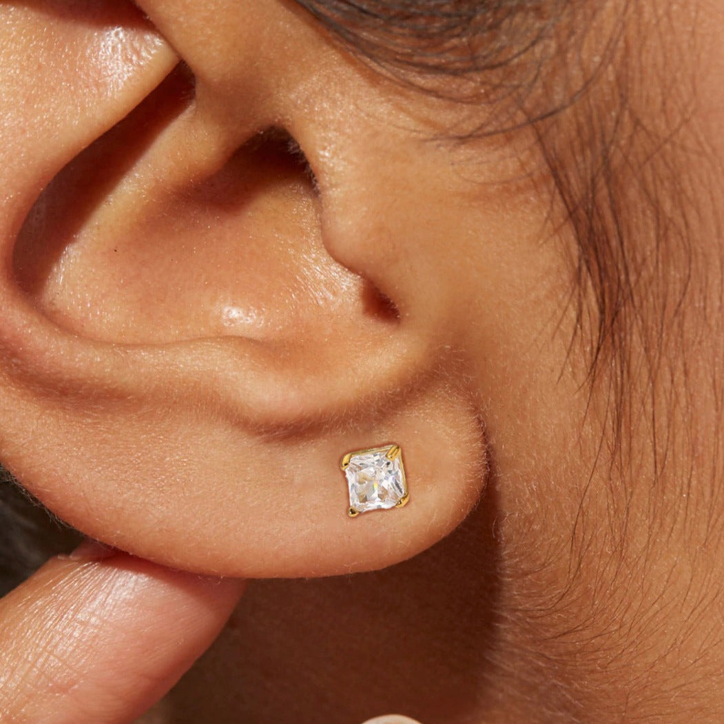 Boucles d'oreilles März Solitaire Gold