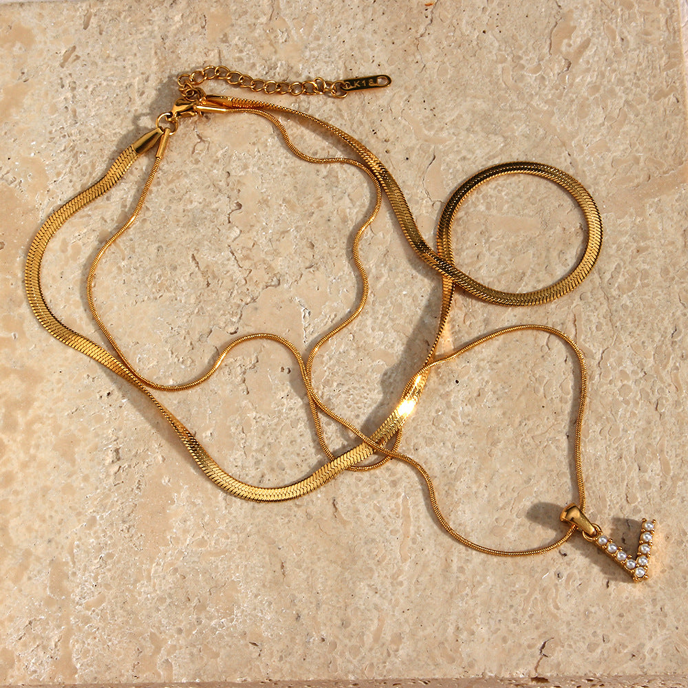 Collier avec lettres initiales Fiona Schicht-Gold