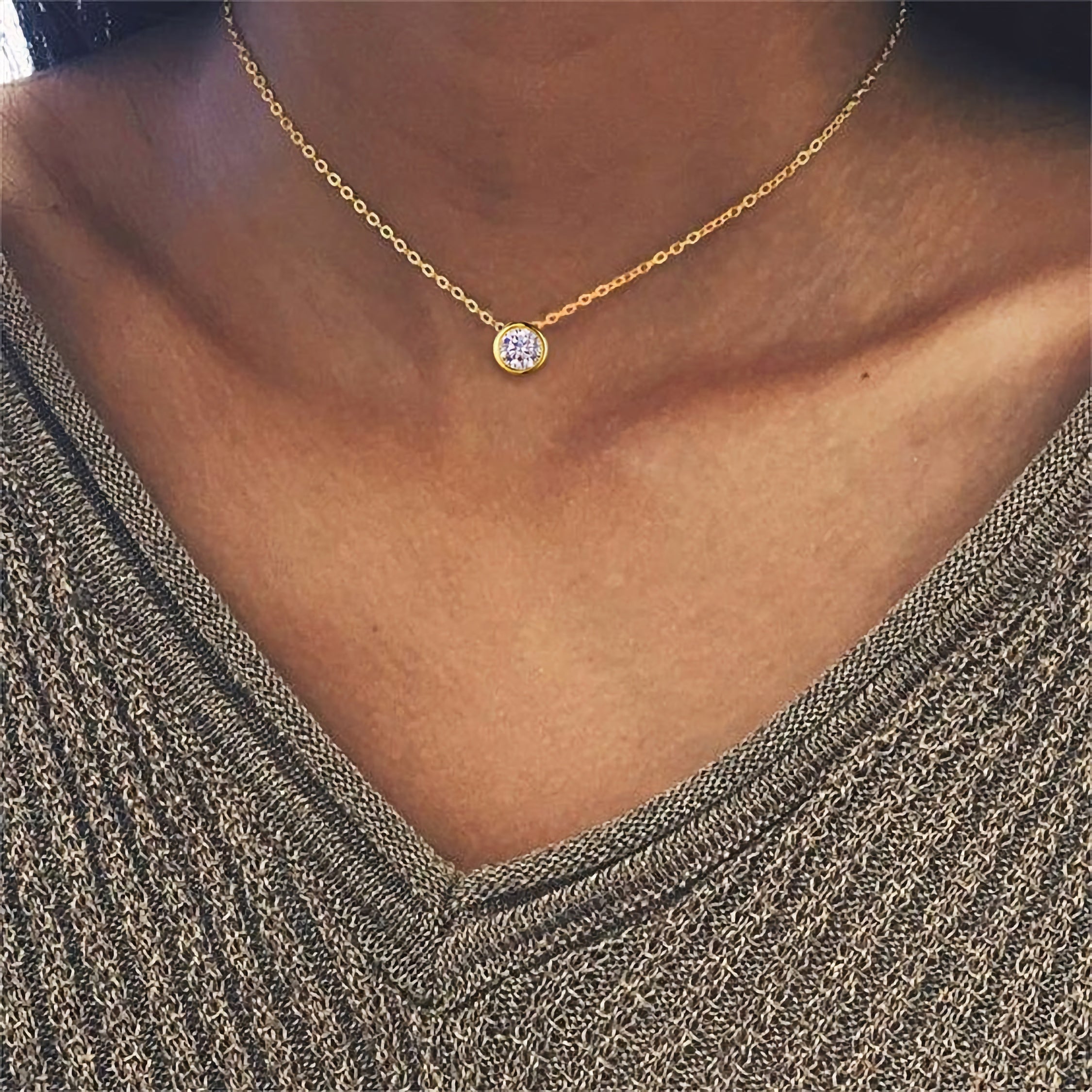 Collier de pierre de naissance Amelia