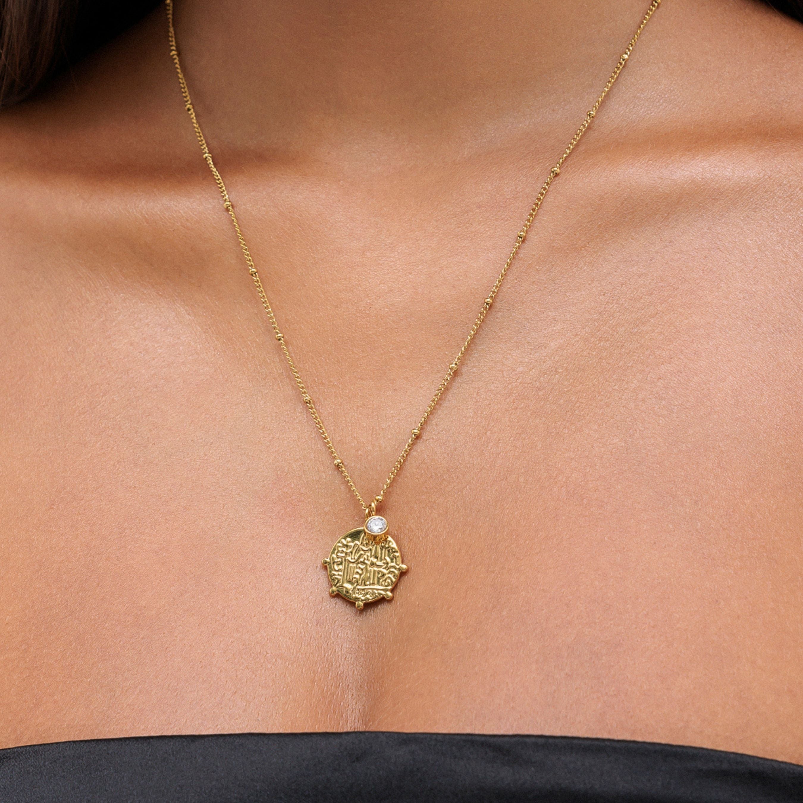 Collier médaillon "Athena" grec