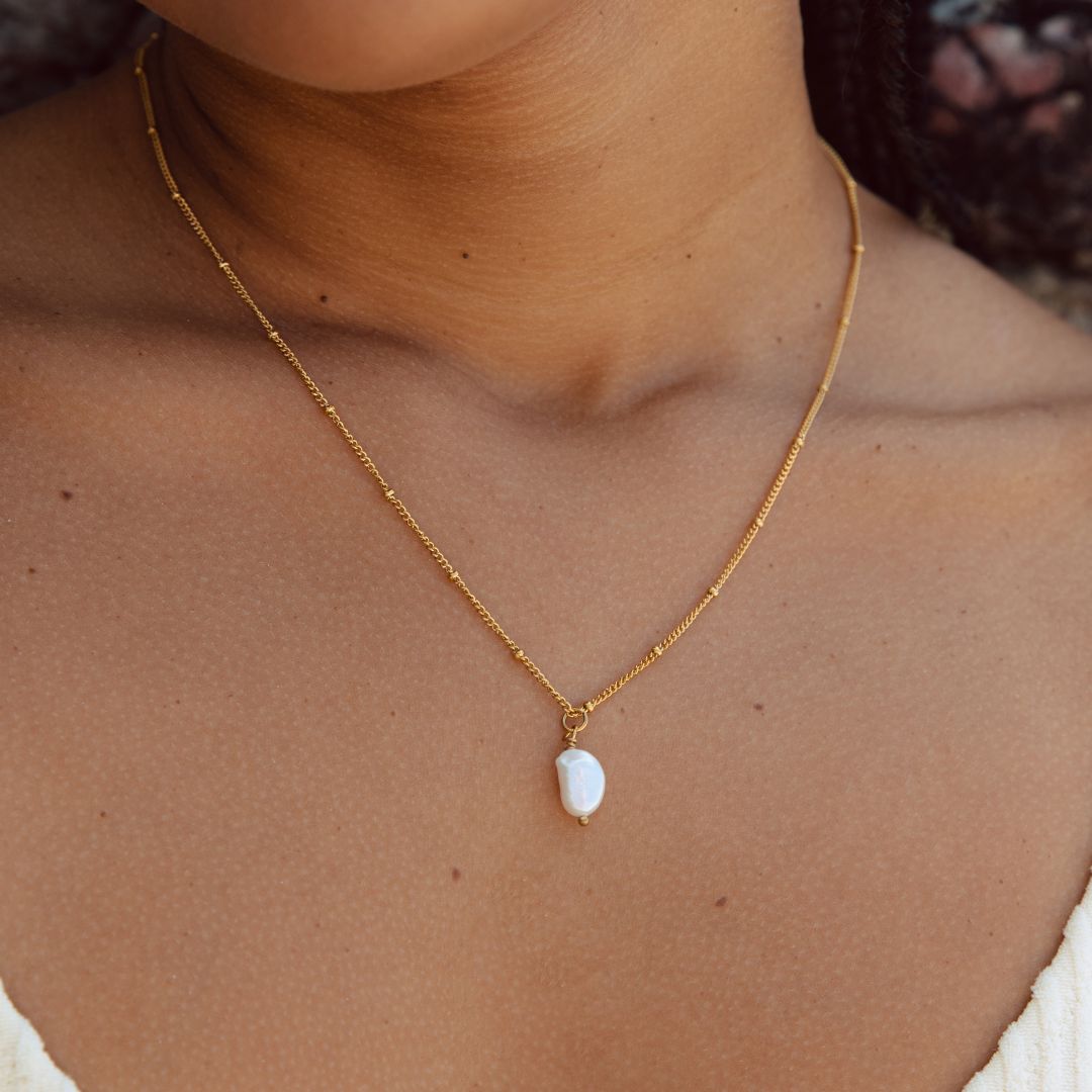 Pendentif en perles baroque