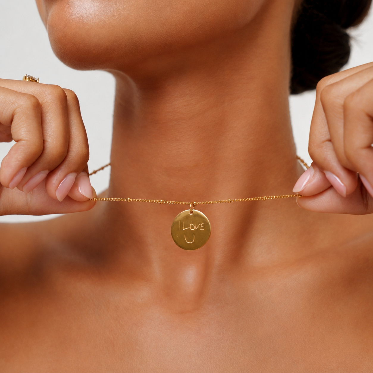 Collier disque de dessin