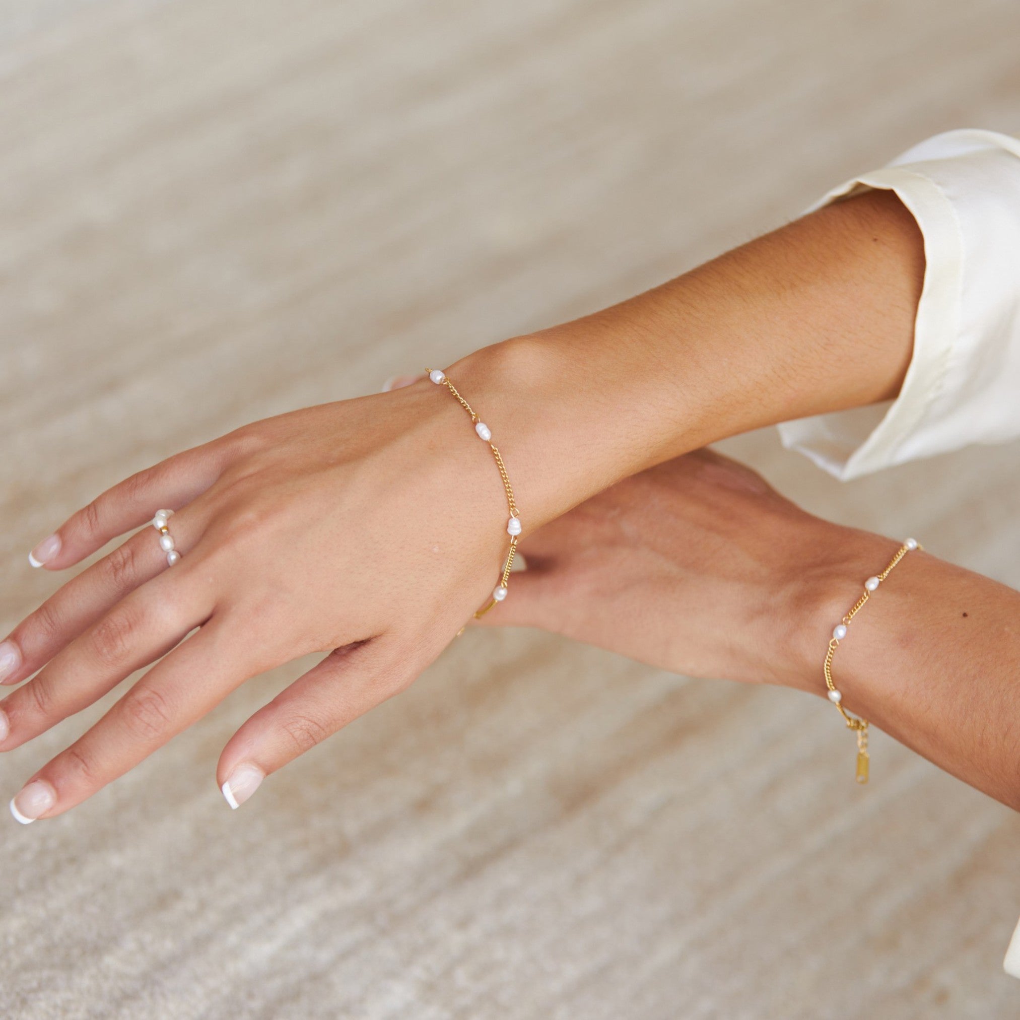Bracelet en perles d'eau douce "Lovina"