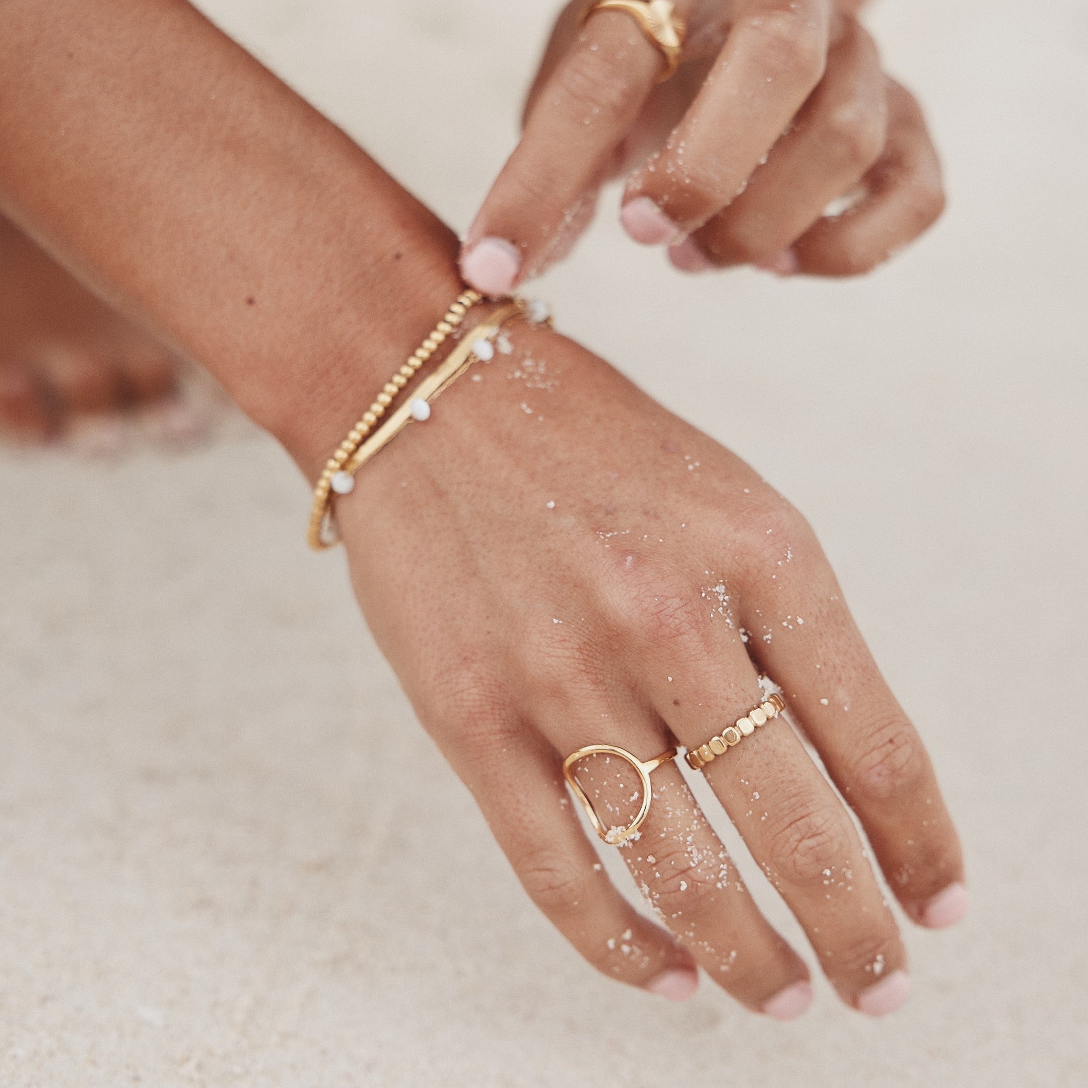 Bague en perles