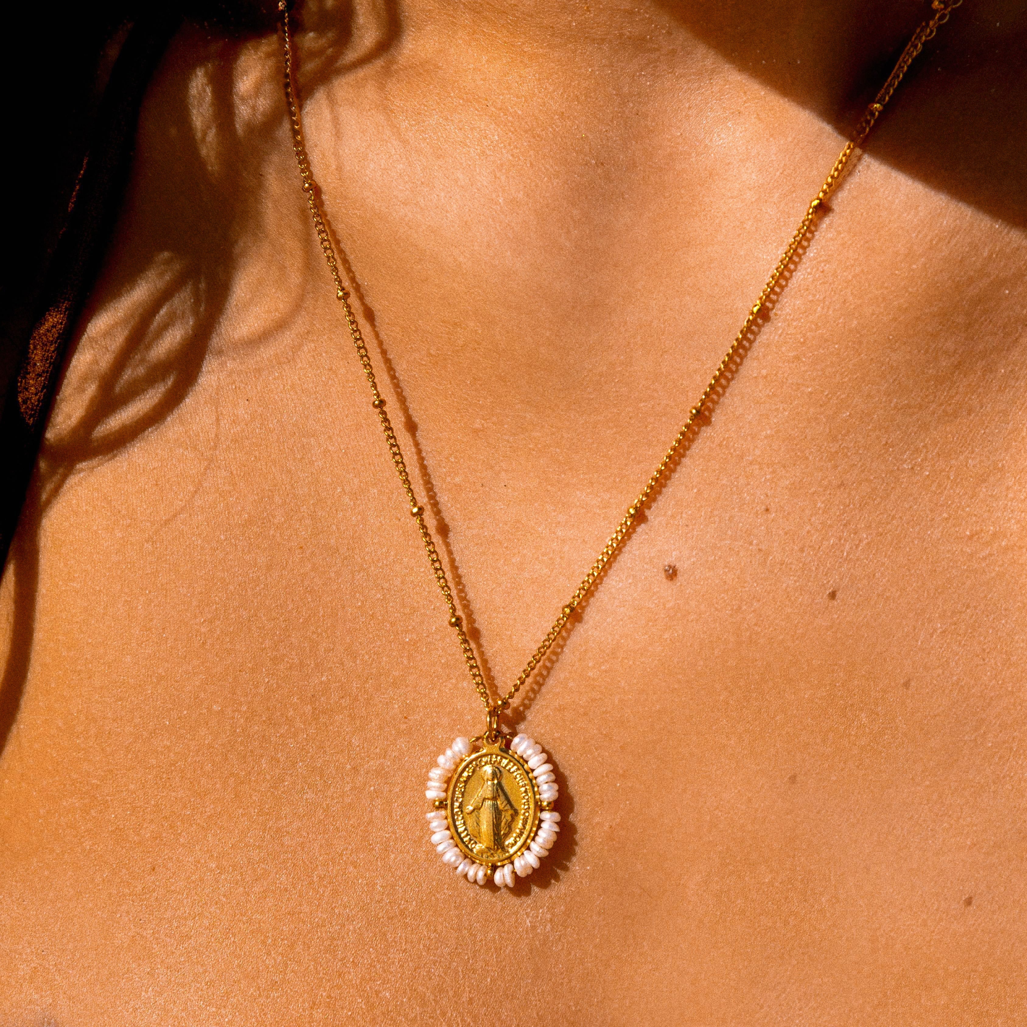 Collier Grace
