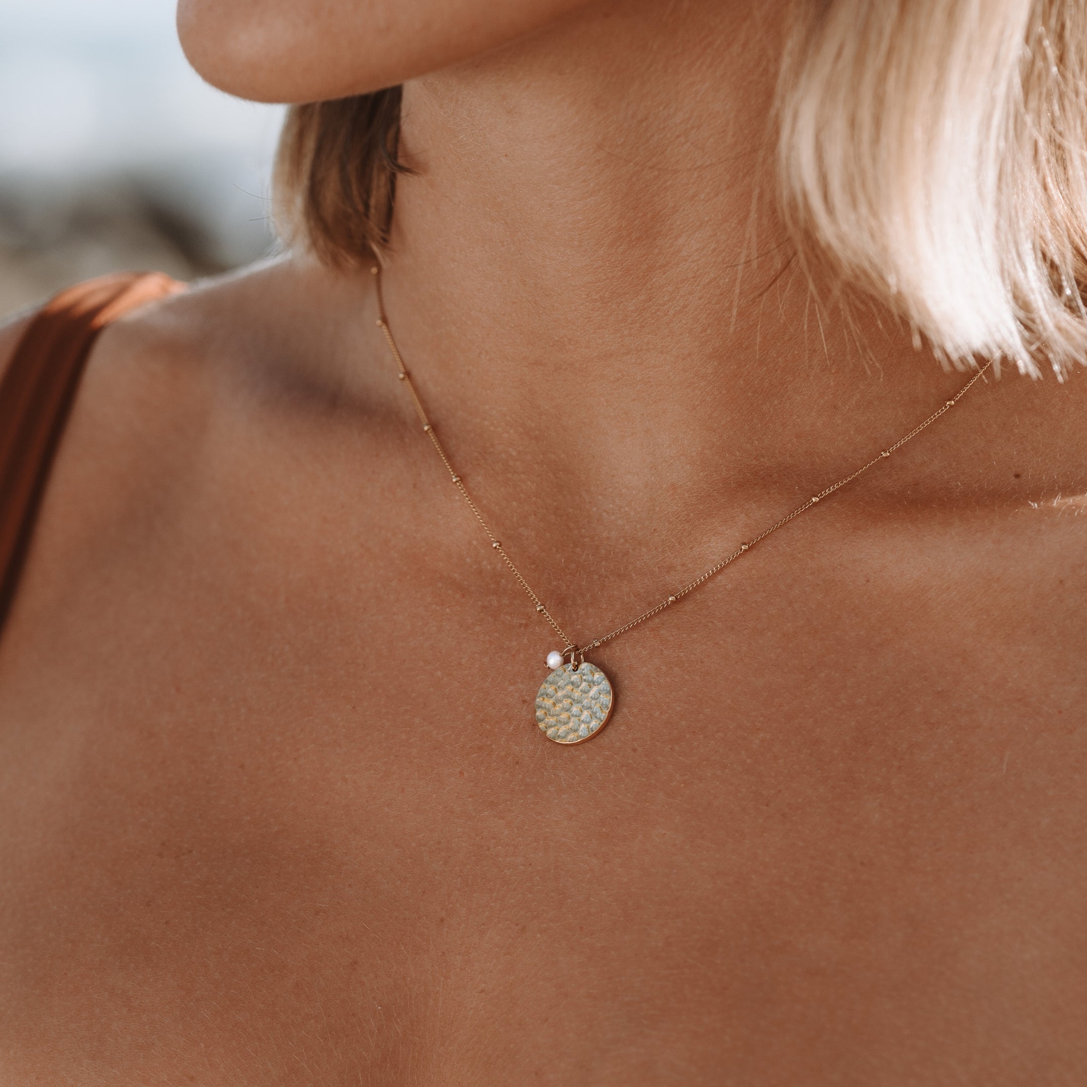 Collier Médaillon Île