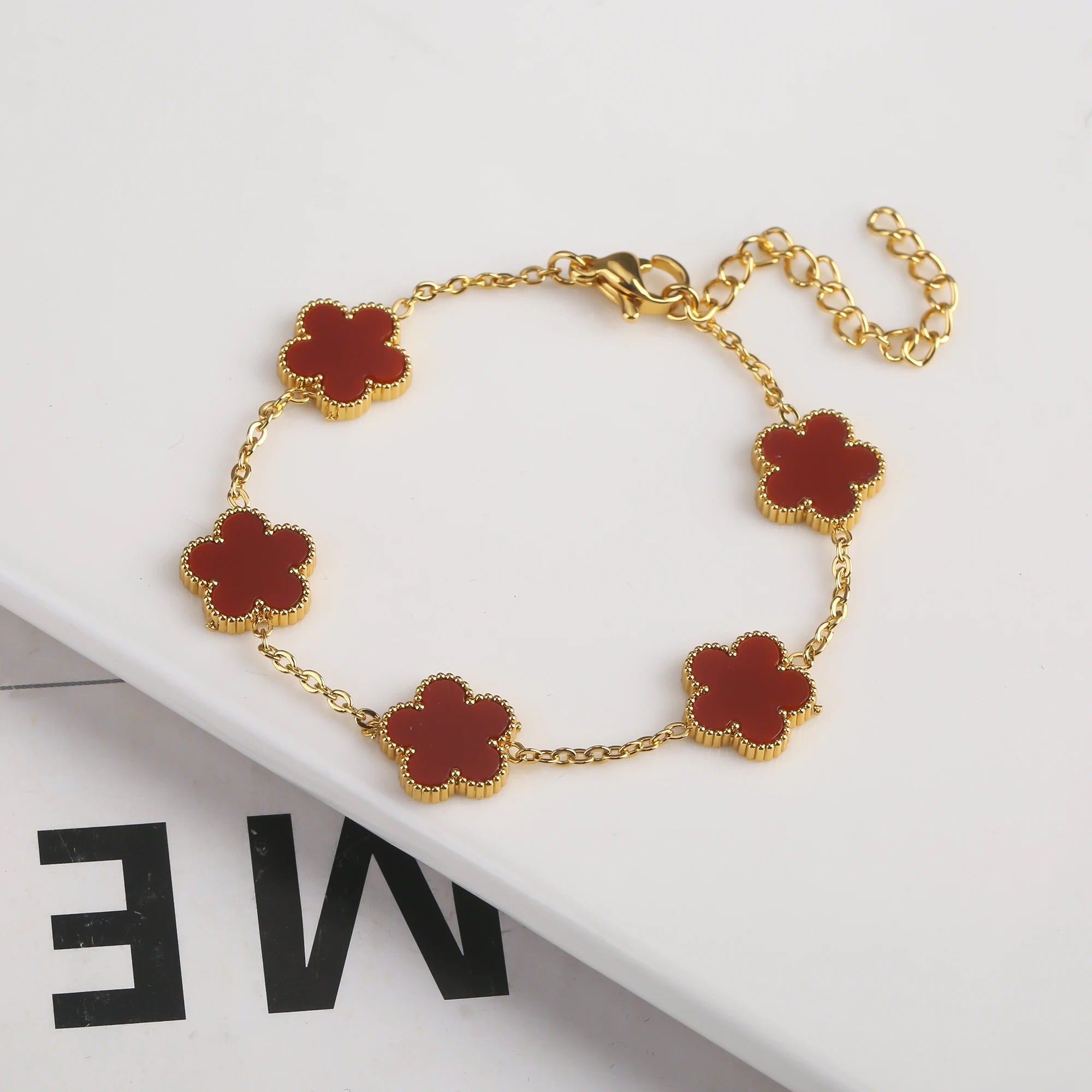 CLOVER | Montre-bracelet rouge