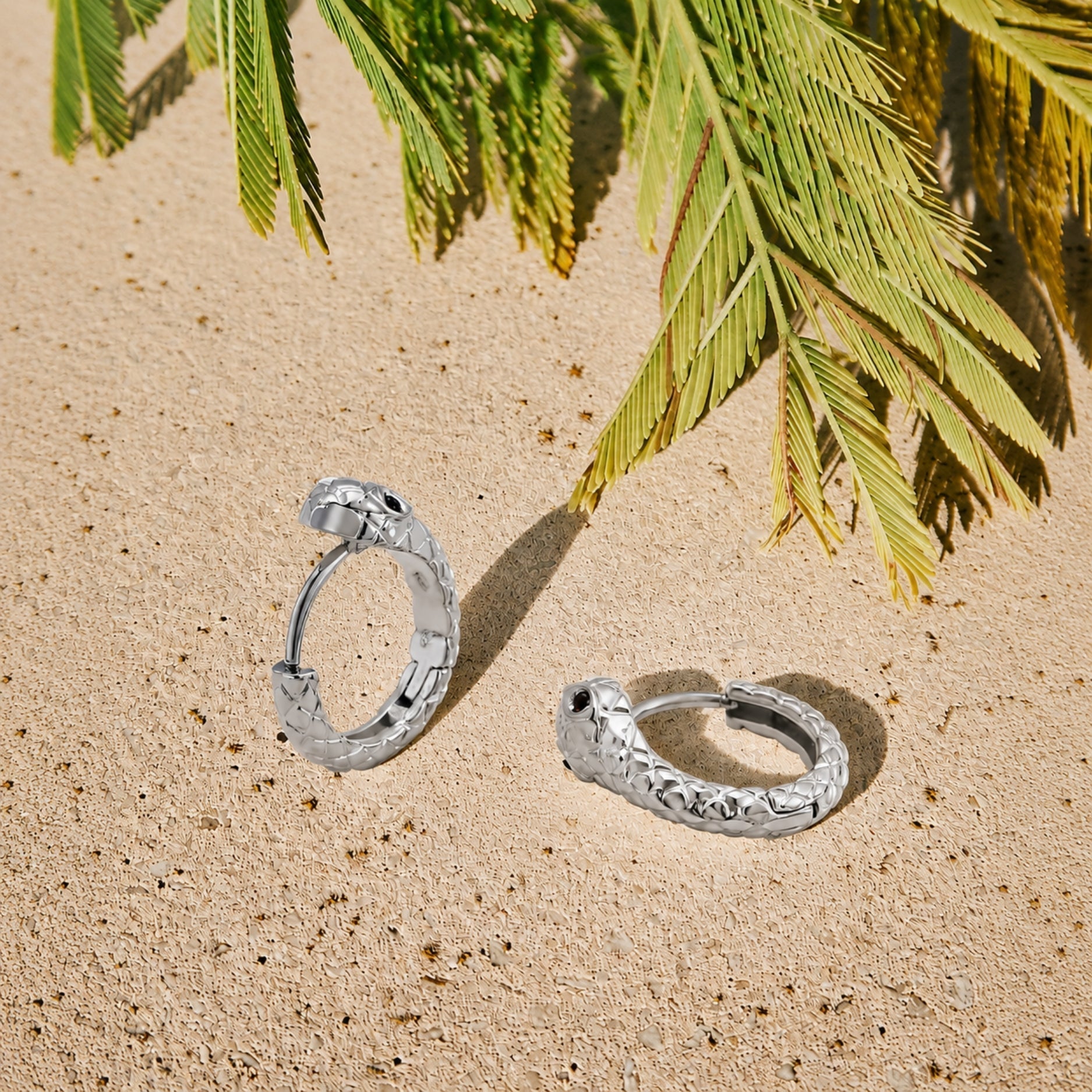 Boucles d'oreilles en forme de serpent