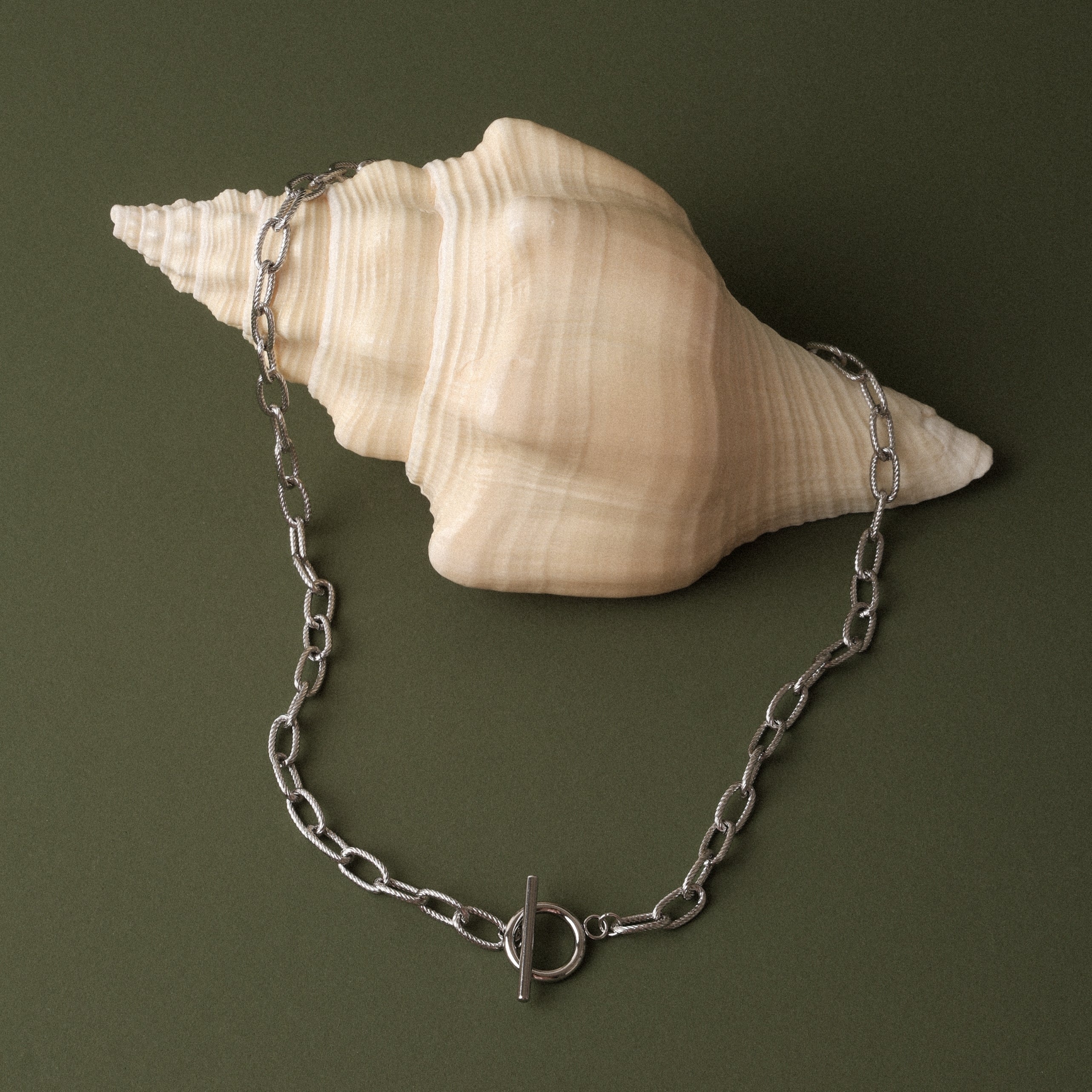 Choker Paperclip Toggle