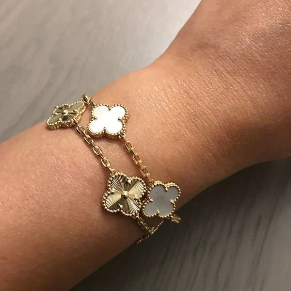Ensemble de bracelets trèfle de six