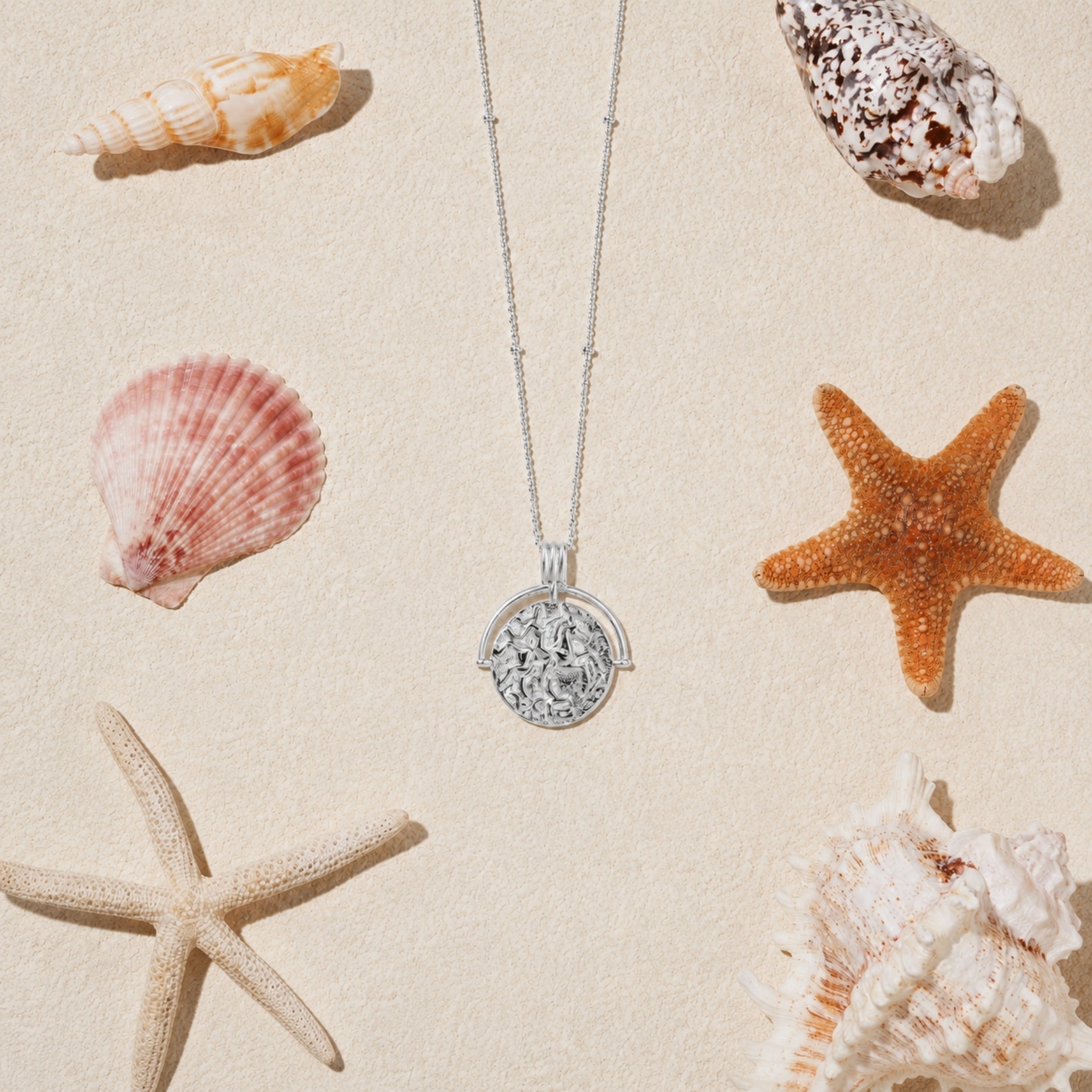 Pendentif Déesse