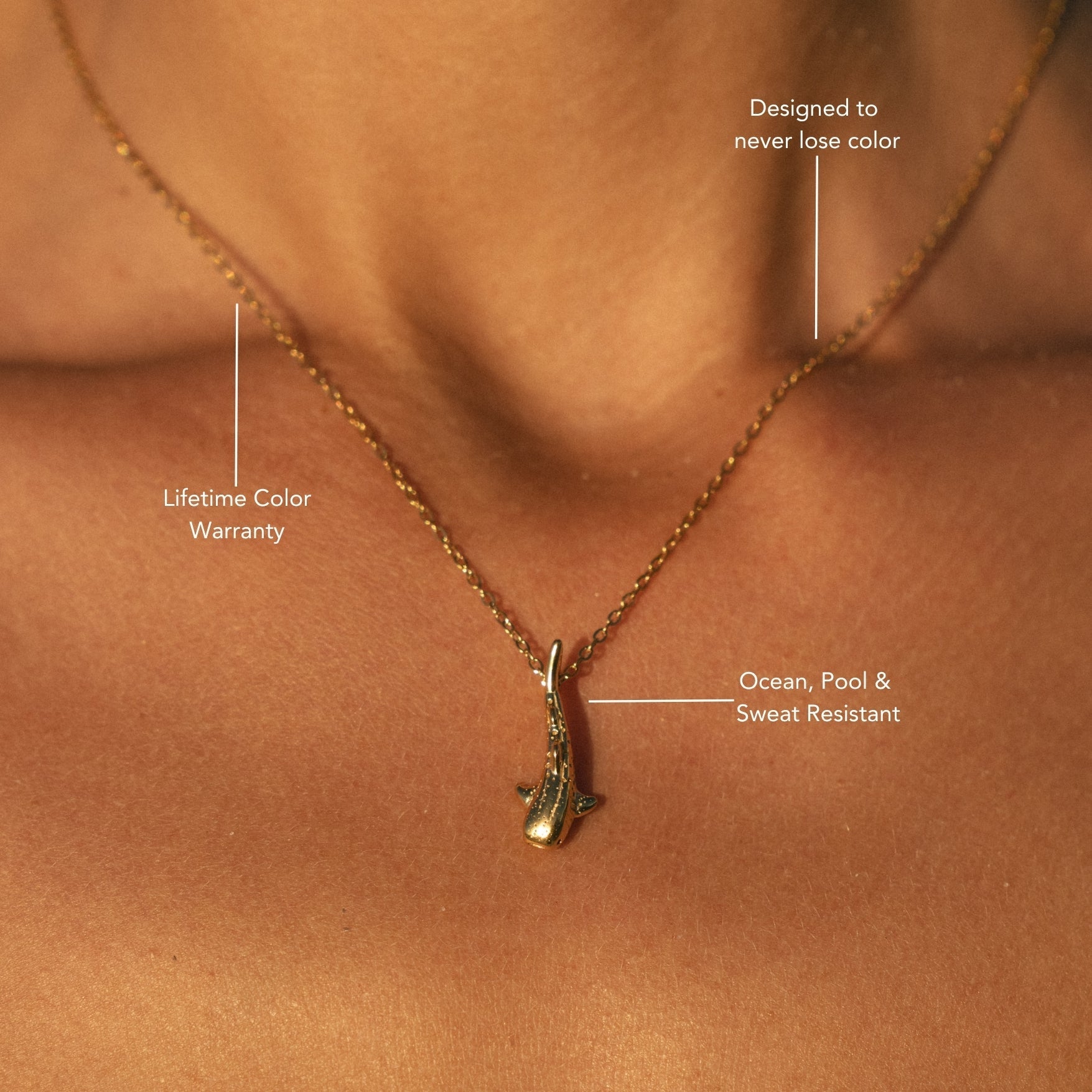 Collier requin-baleine