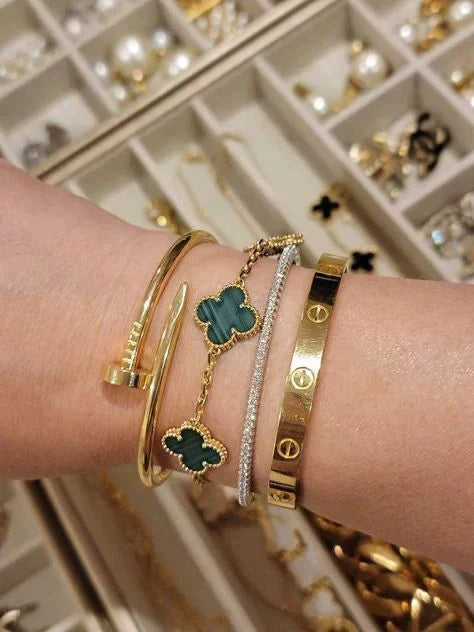 CLOVER | Montre bracelet verte