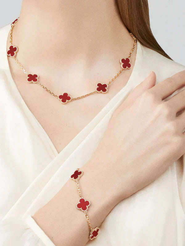 CLOVER | Collier à Motif Roter