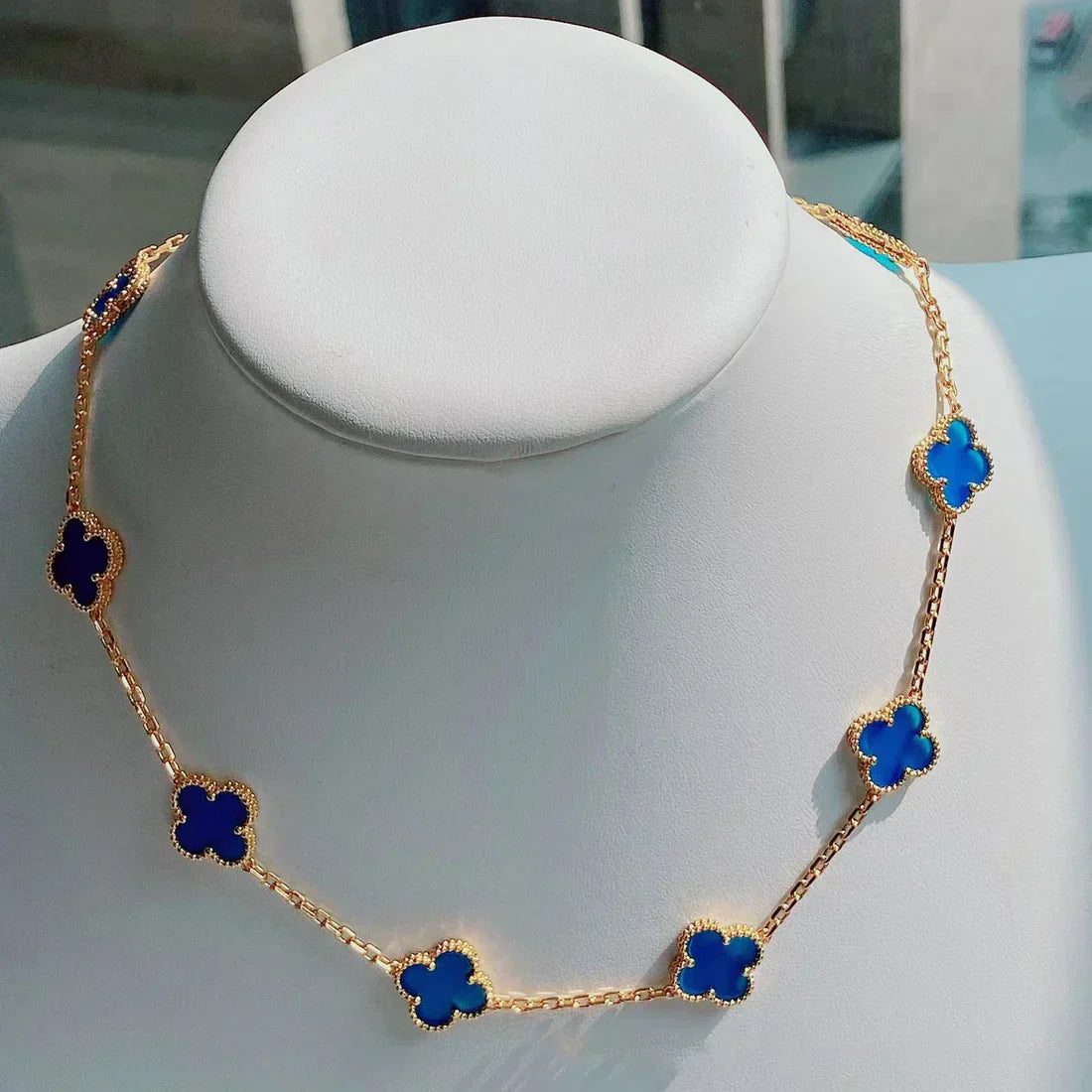 CLOVER | Collier 10 Motifs Bleu