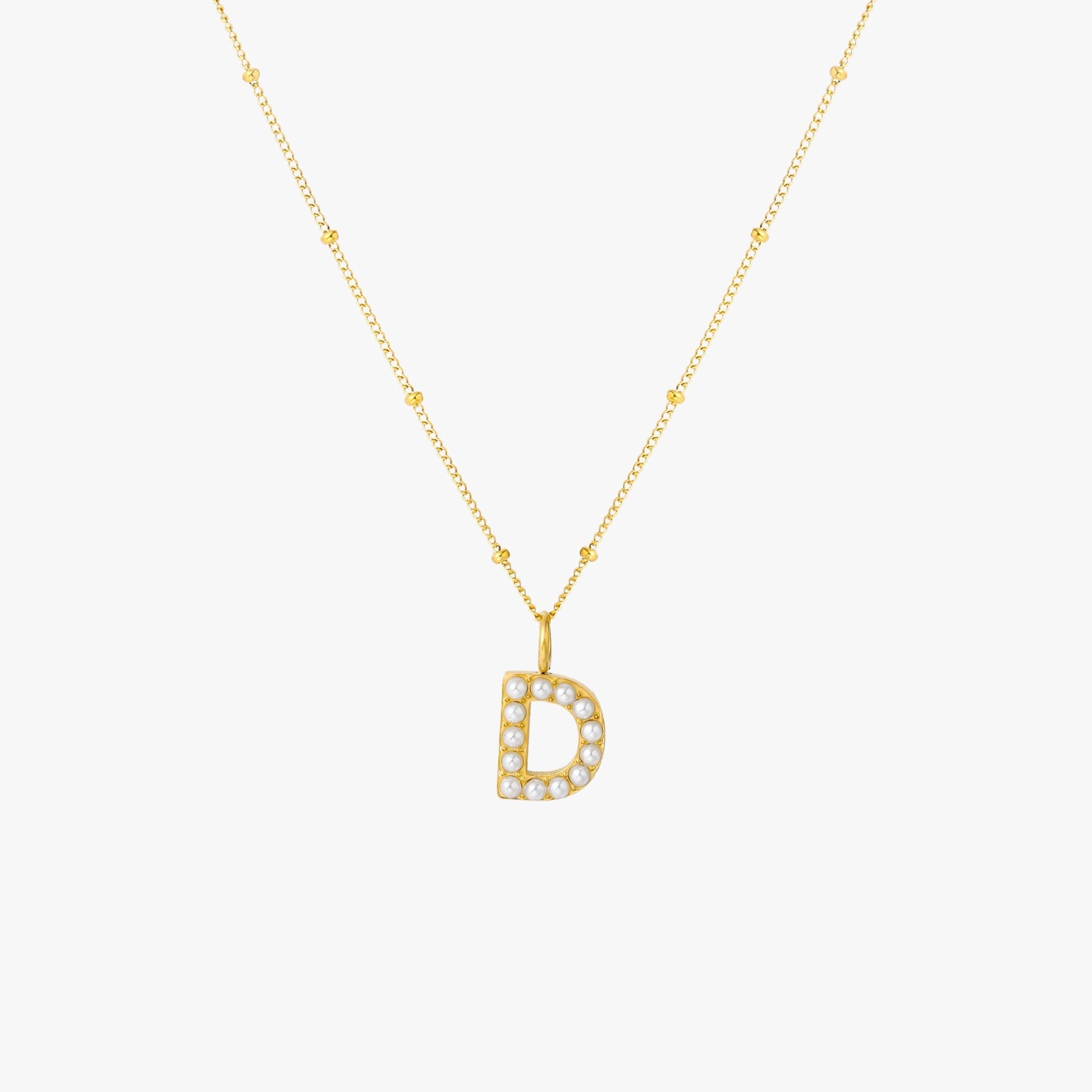 Collier avec initiales en perles