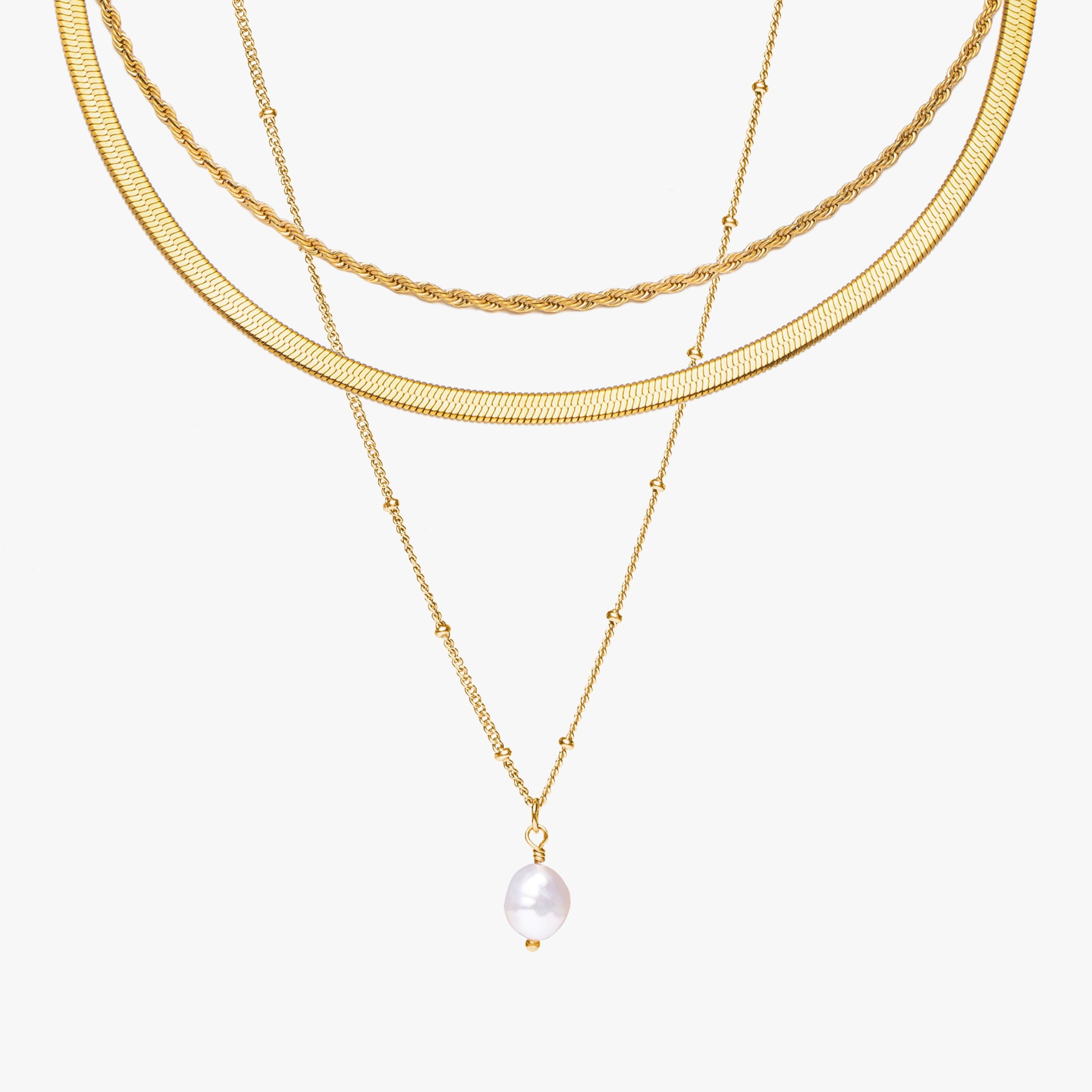 Ensemble de Colliers Essentiels