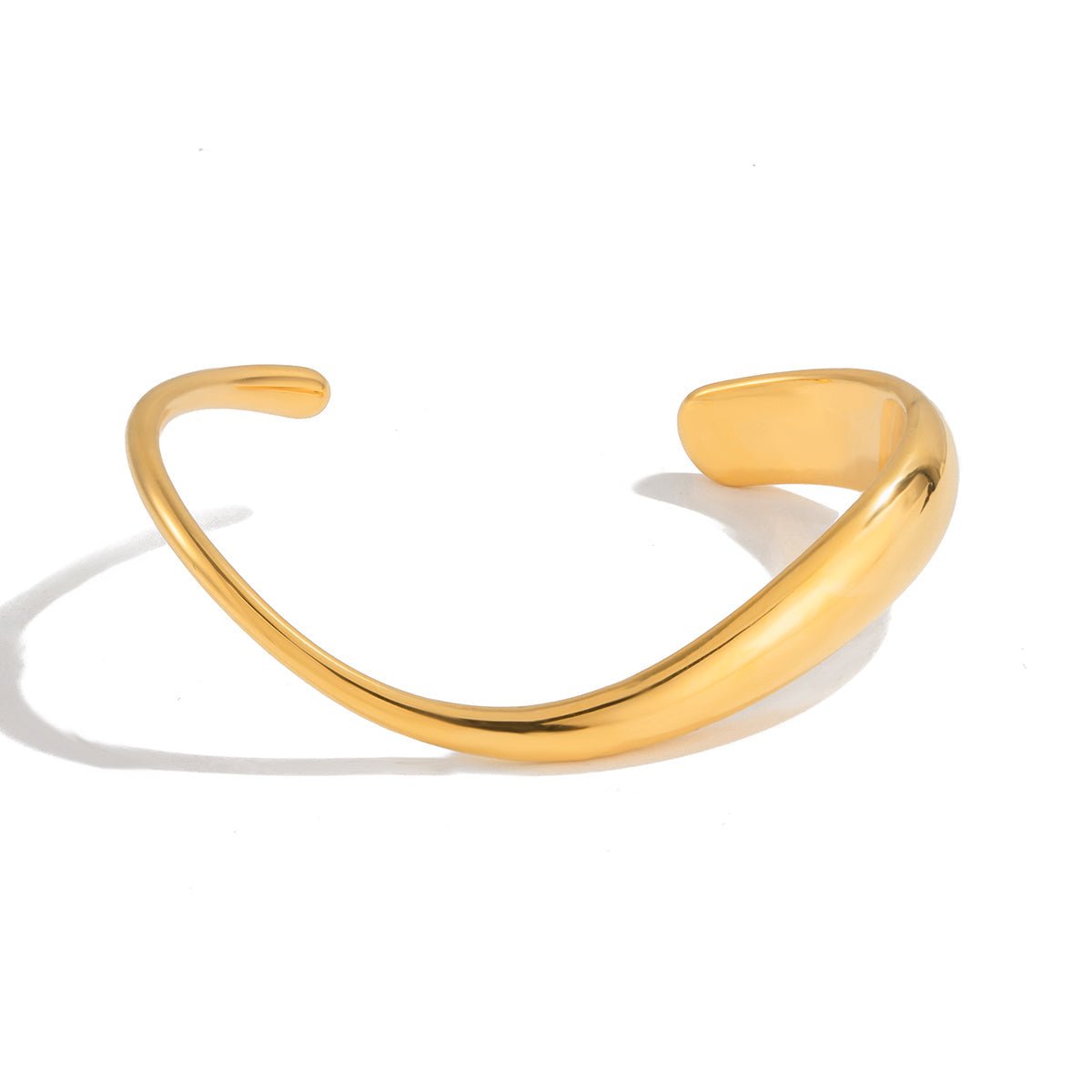 Bracelet Élégant Elara en Or 18K