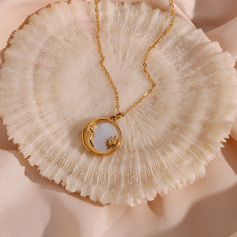 Collier Evangeline Lunar Gold