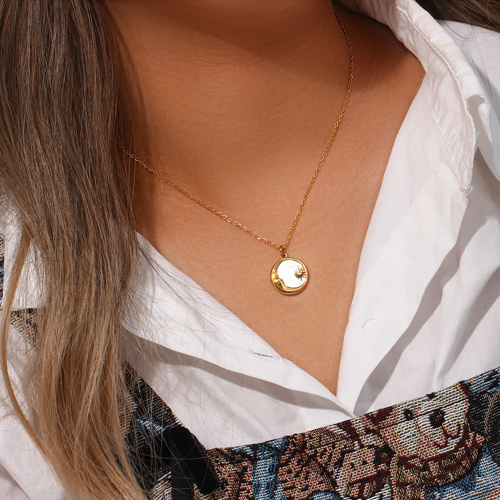 Collier Evangeline Lunar Gold