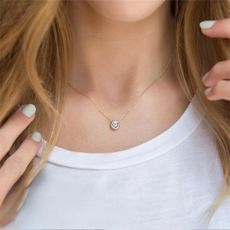 Collier de pierre de naissance Amelia