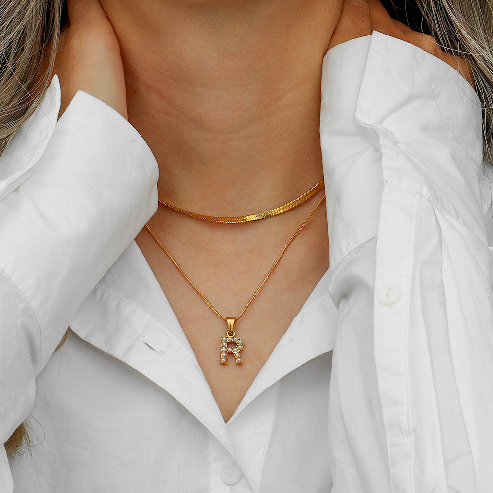 Collier avec lettres initiales Fiona Schicht-Gold