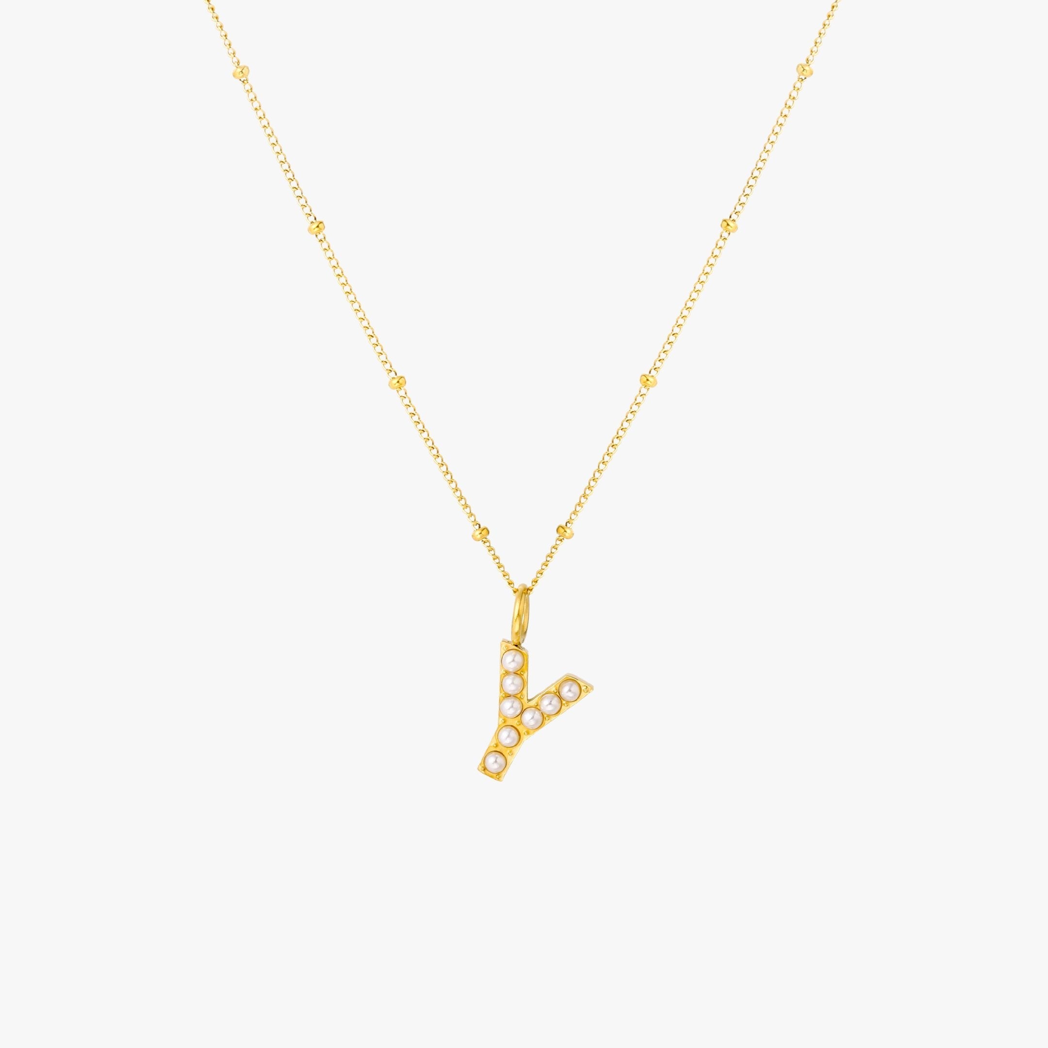 Collier avec initiales en perles