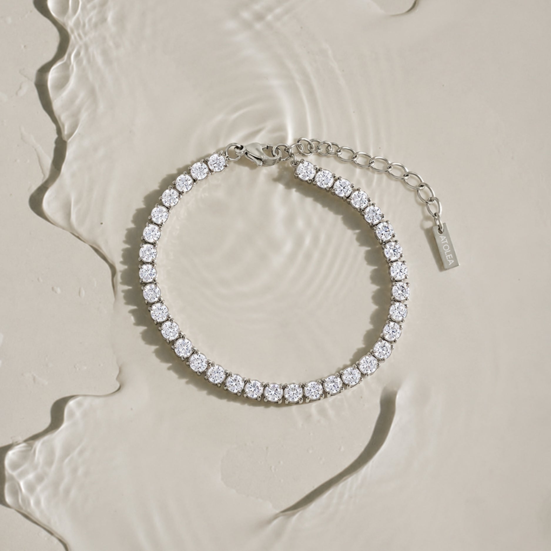 Bracelet de tennis audacieux