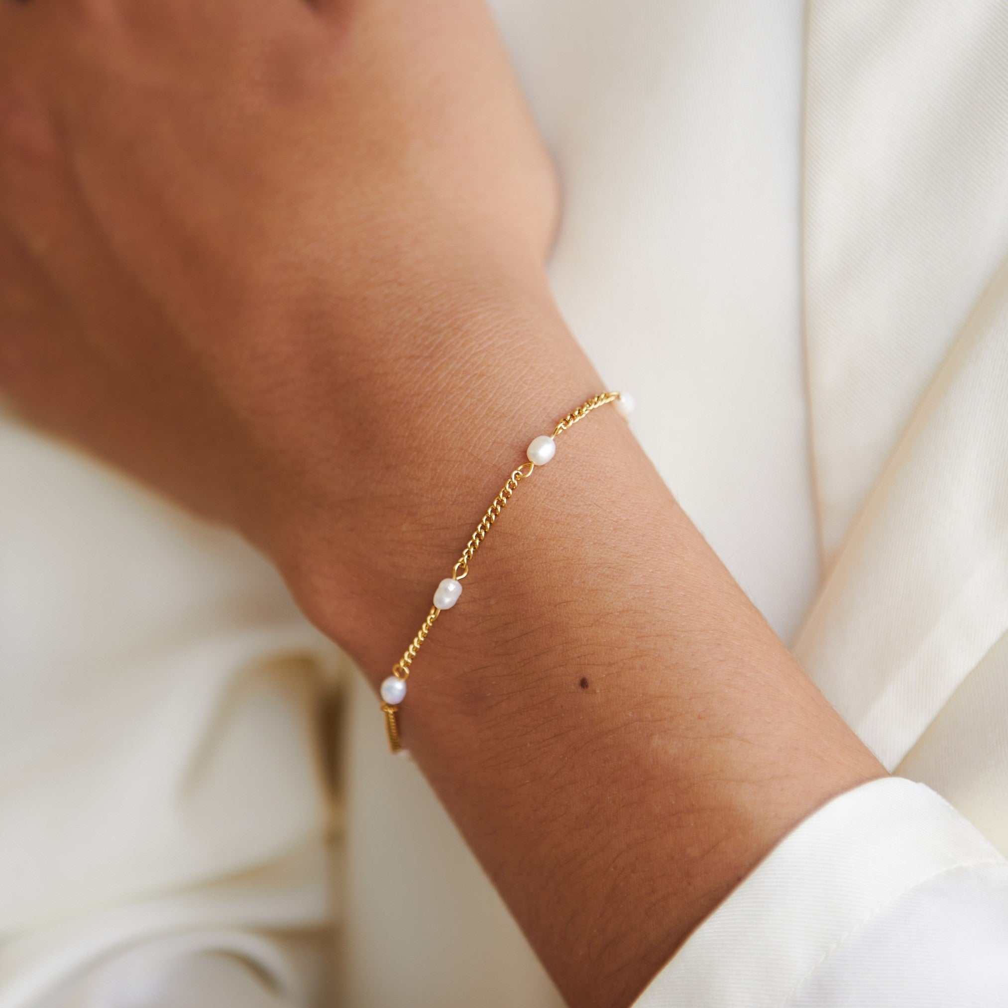 Bracelet en perles d'eau douce "Lovina"