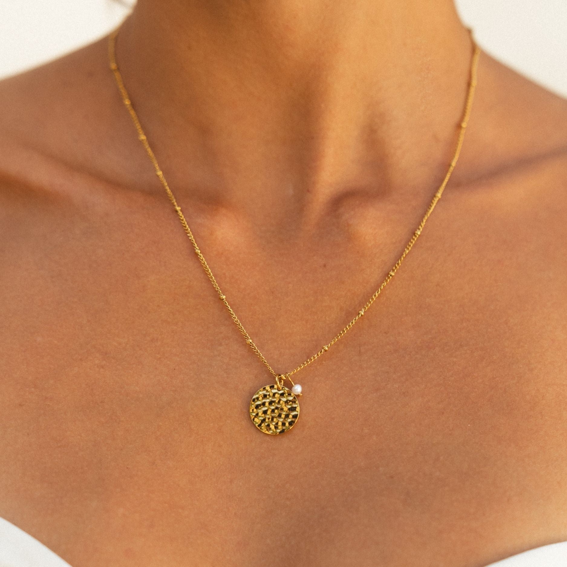 Collier Médaillon Île