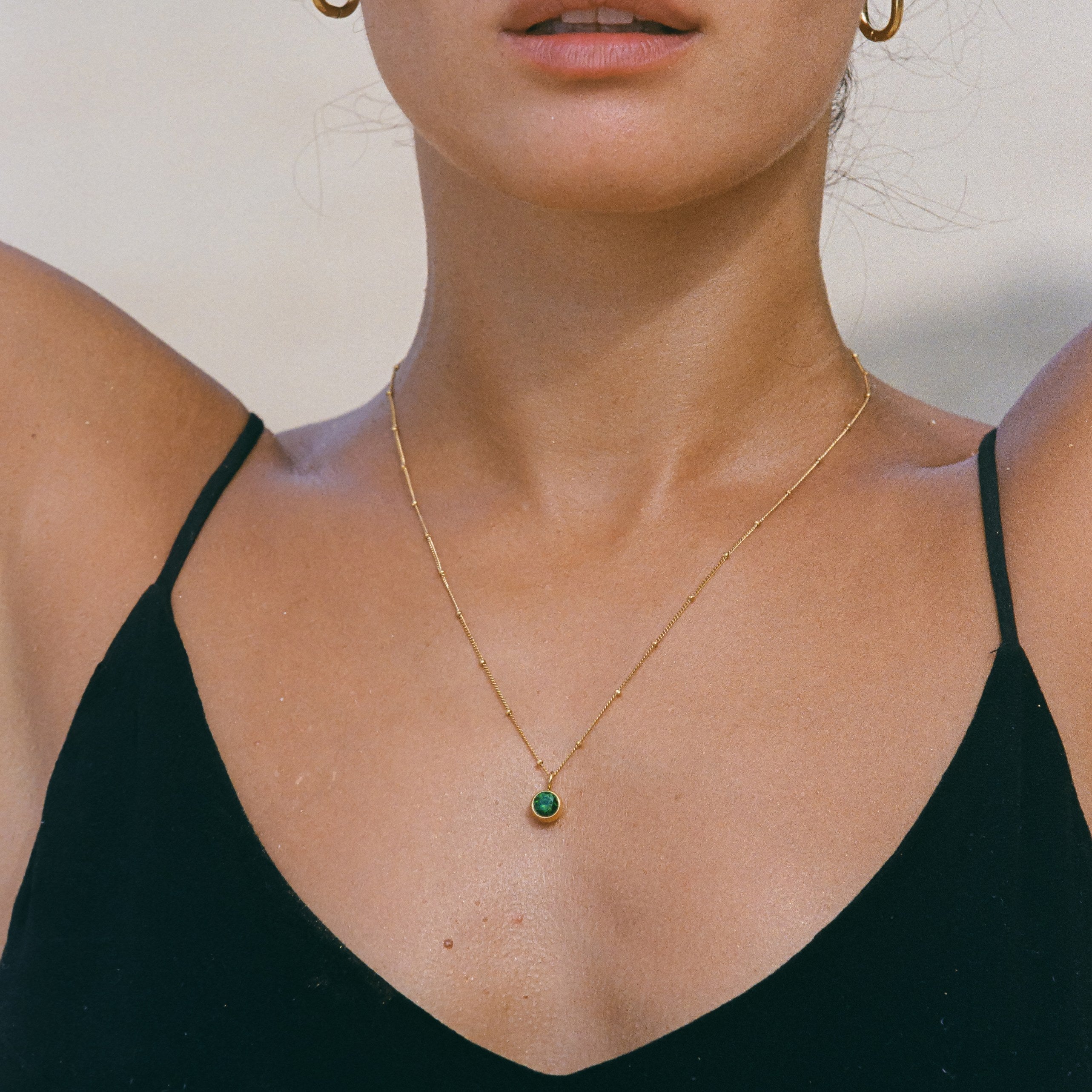 Collier de pierre de naissance