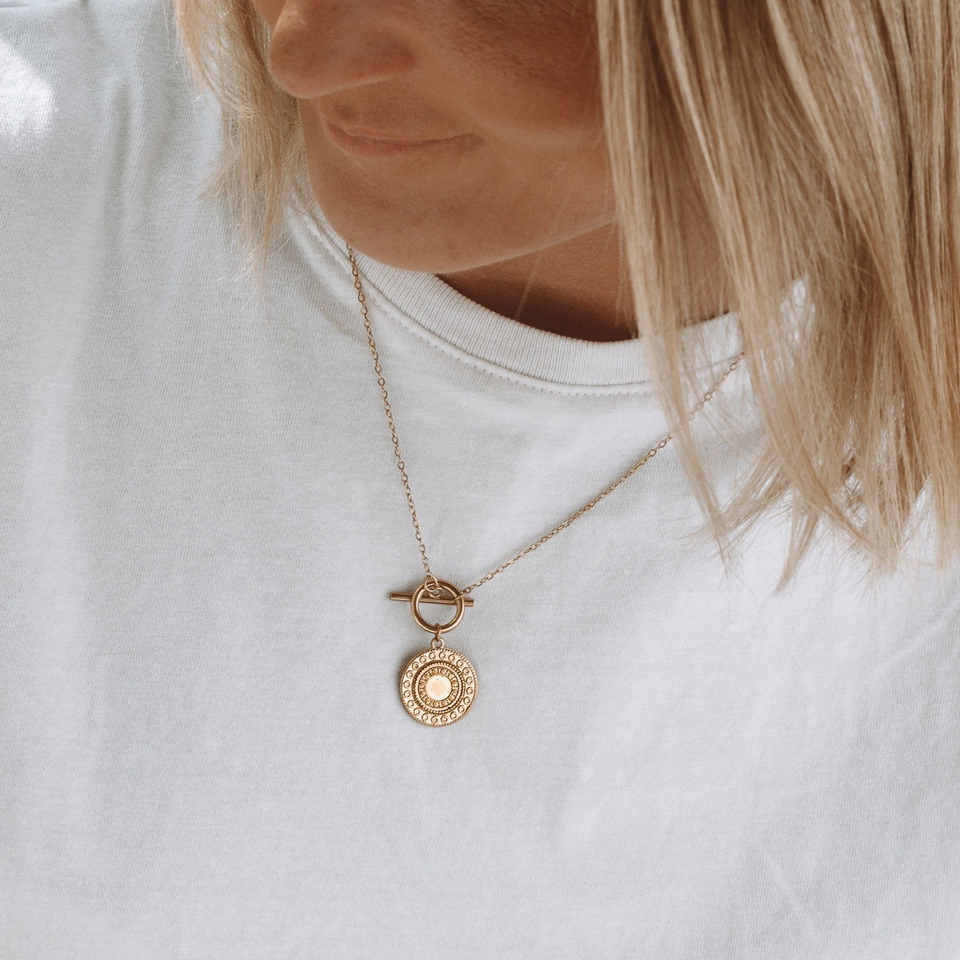 Collier Helios
