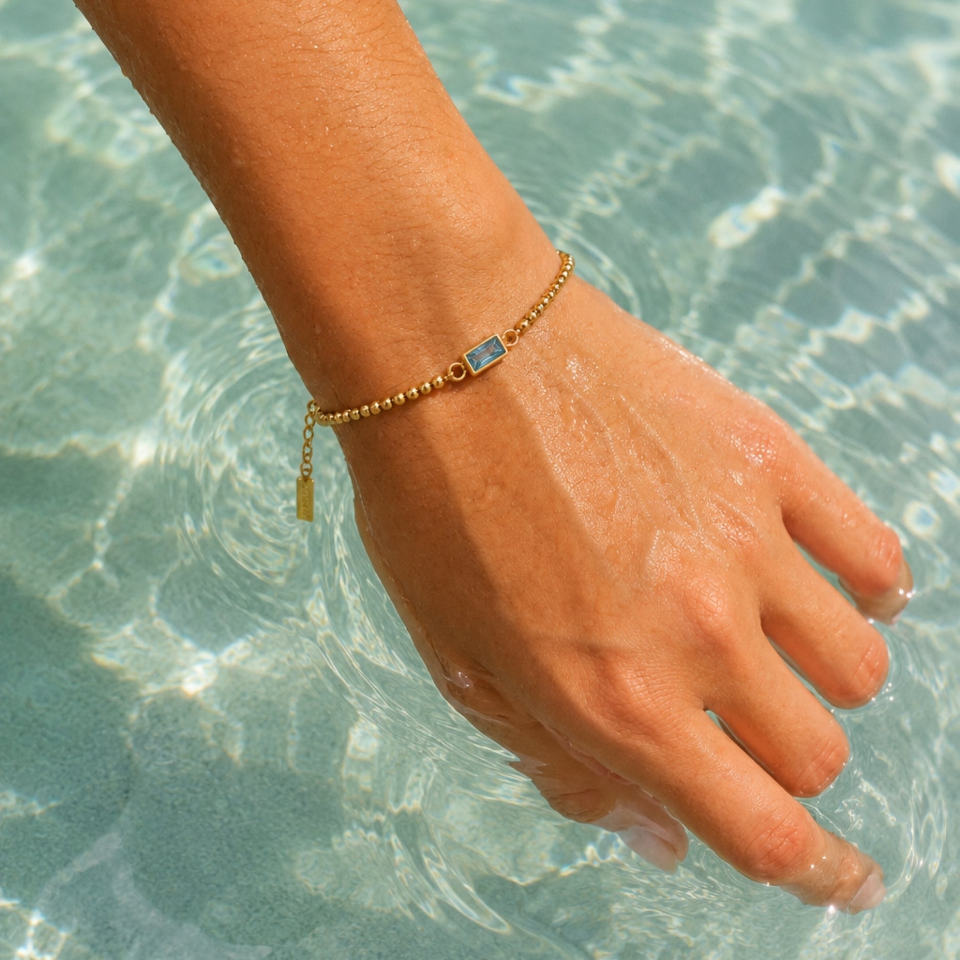 Bracelet en perles avec pierre de naissance