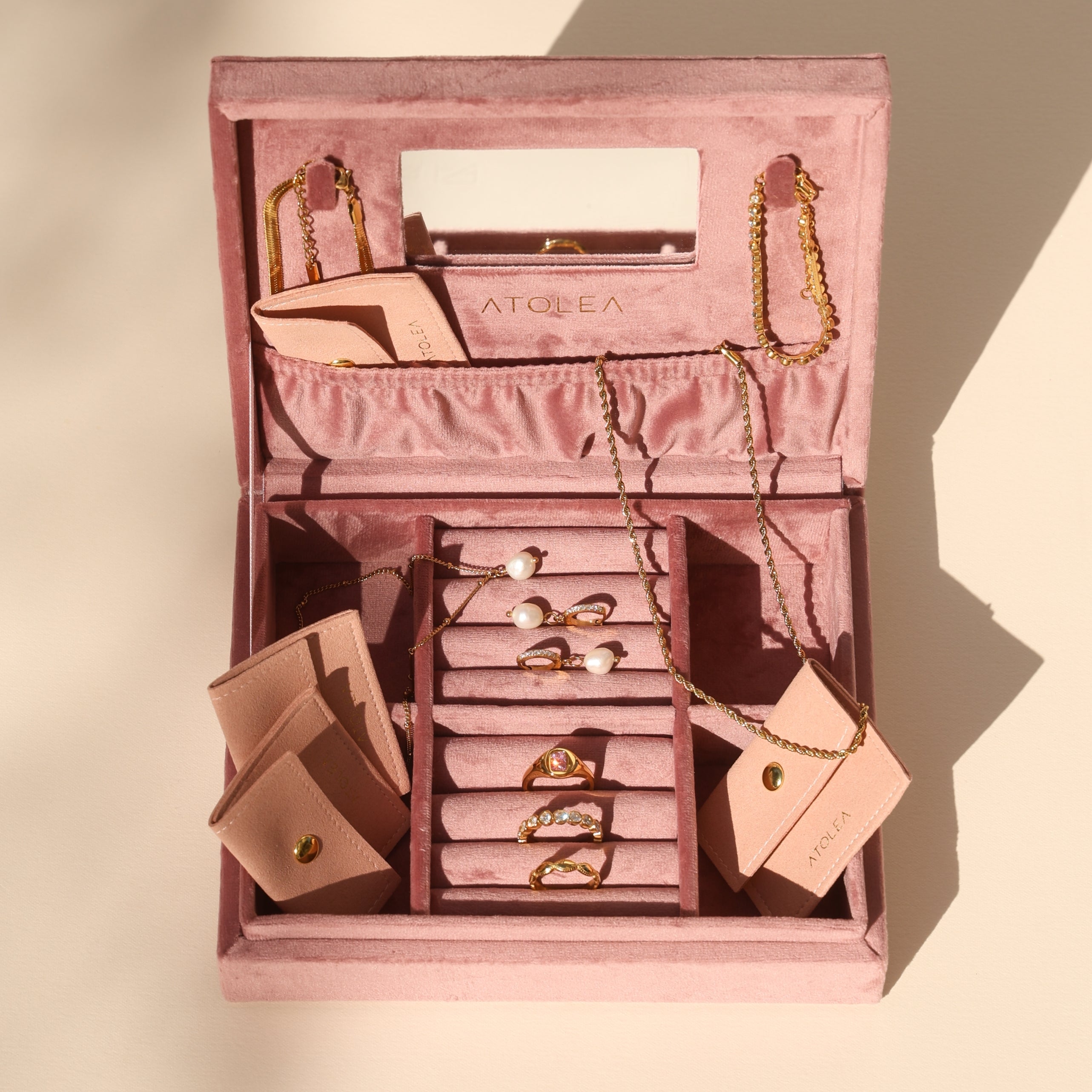 Boîte à bijoux en velours Signatur
