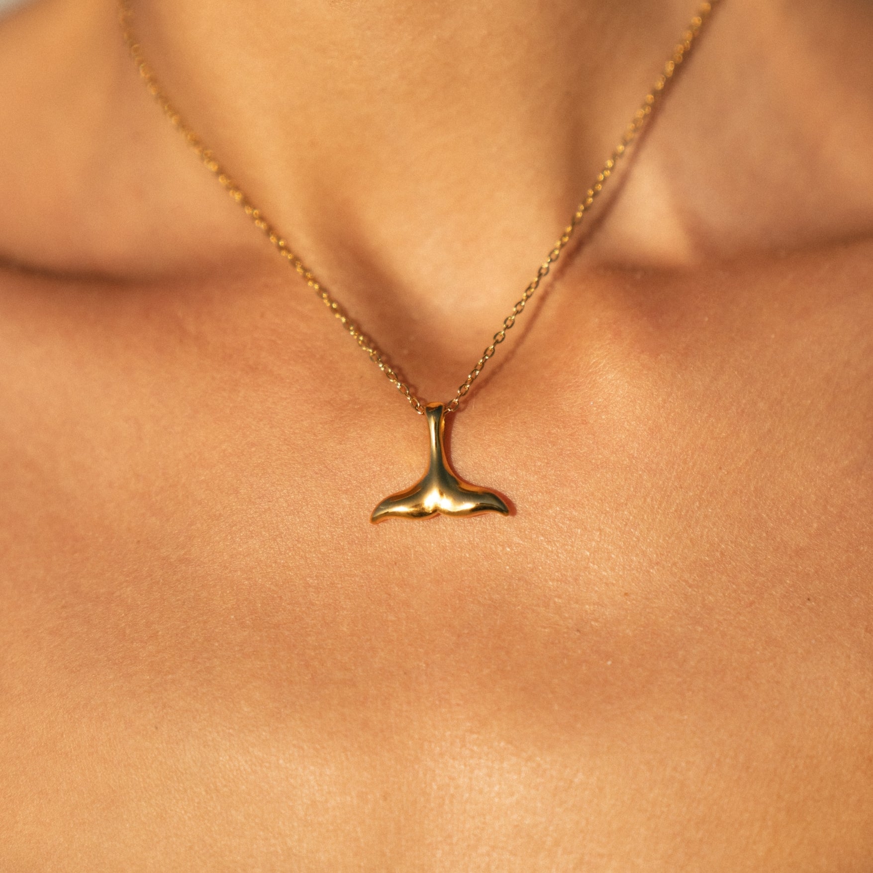 Collier de nageoire de baleine