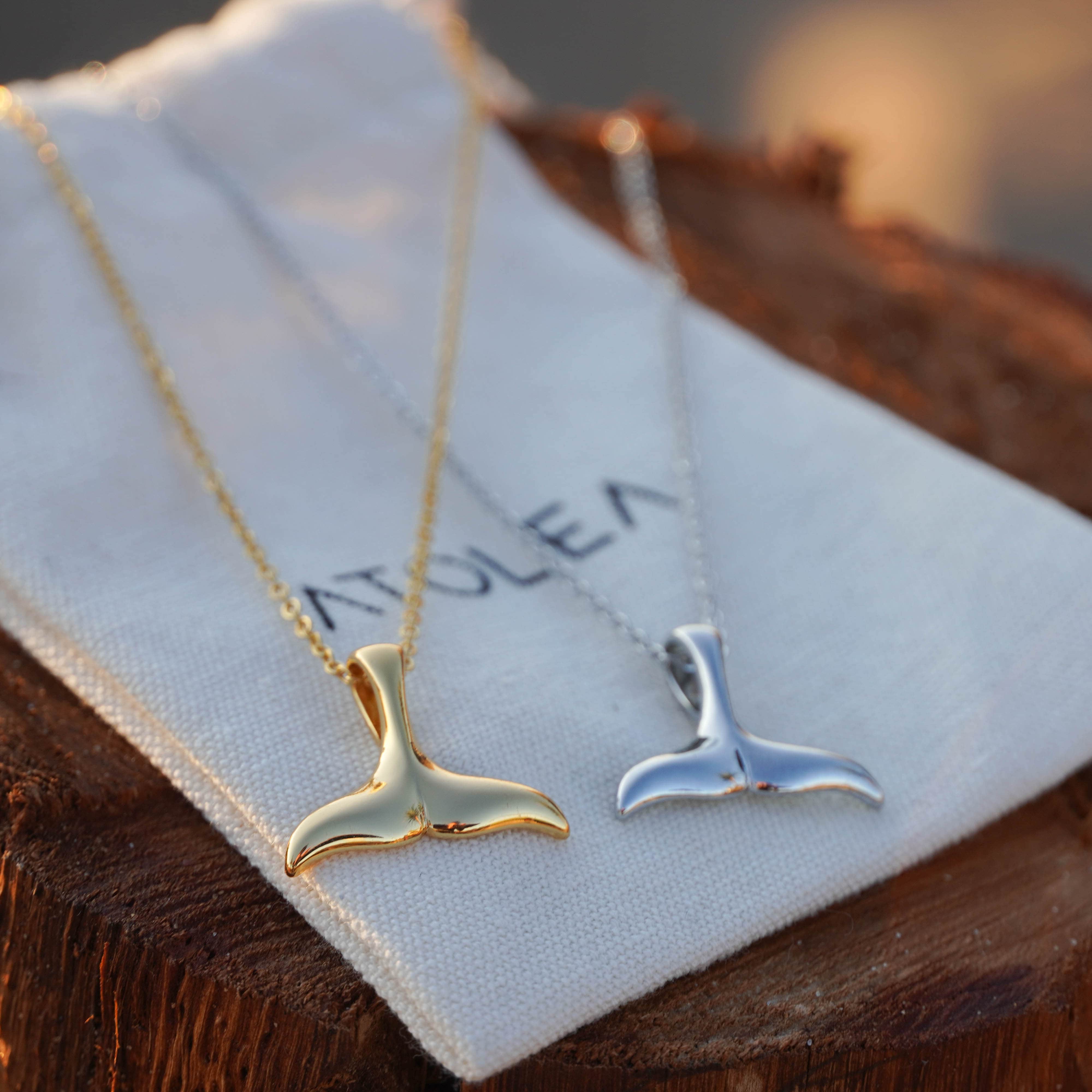 Collier de nageoire de baleine